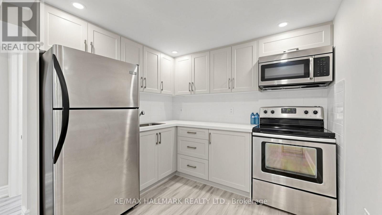 1249 Fieldstone Circle, Pickering, Ontario  L1X 1B9 - Photo 41 - E13142872