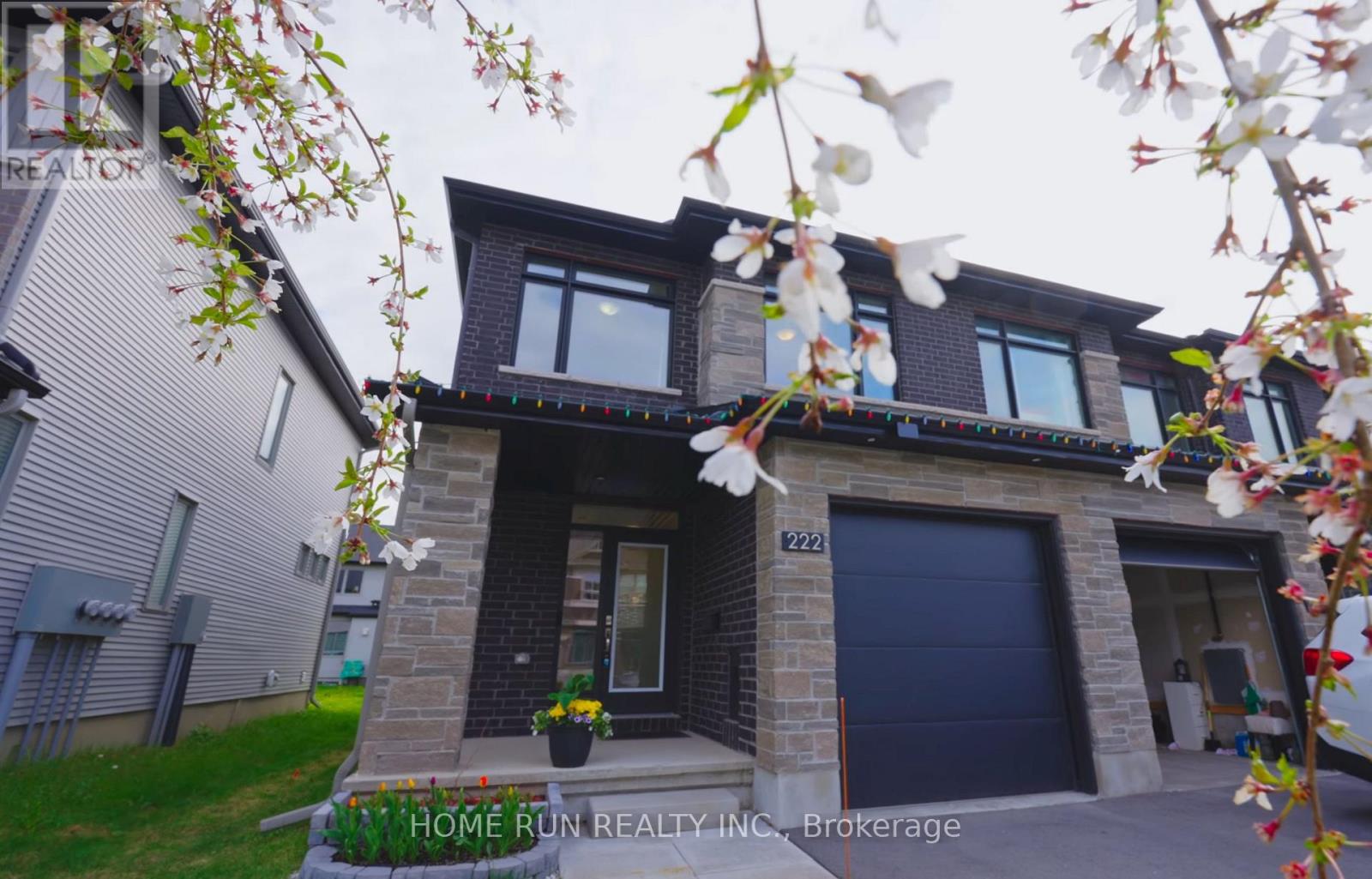 222 FINSBURY AVENUE, Ottawa, Ontario
