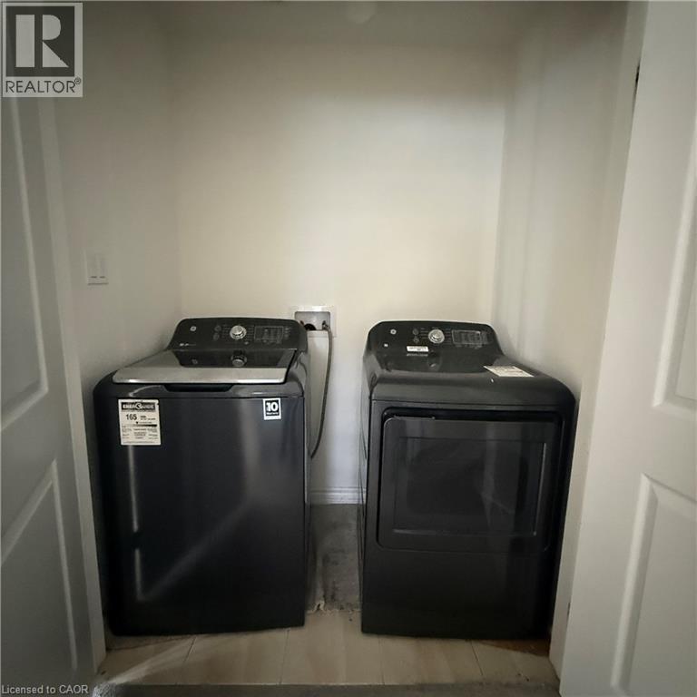 25 Macklin Street, Brantford, Ontario  N3V 0B2 - Photo 15 - 40831109