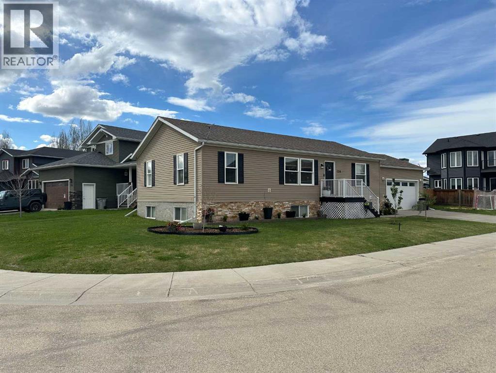 720 10 Street SE, Slave Lake, Alberta