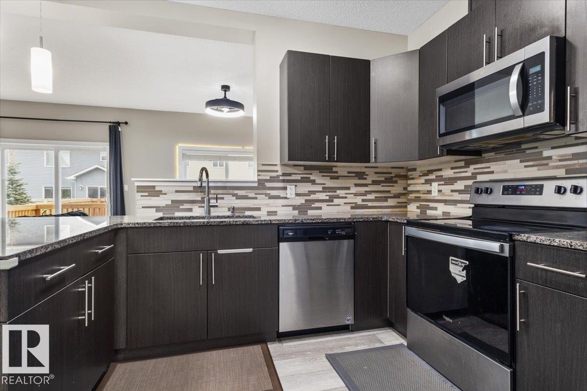 236 39 Av Nw, Edmonton, Alberta  T6T 2K3 - Photo 3 - E4488669