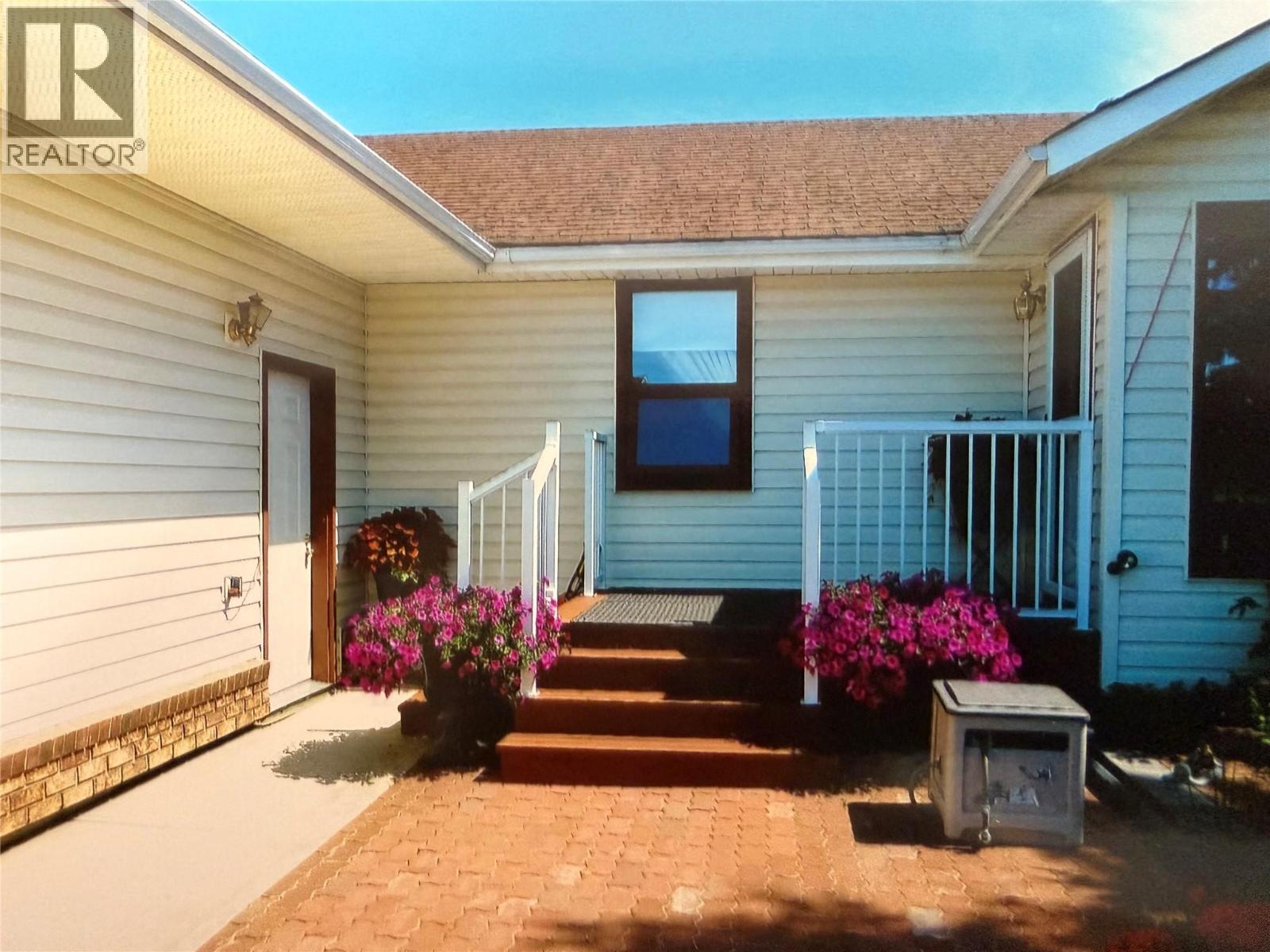1820 91 Avenue, Dawson Creek, British Columbia  V1G 1B1 - Photo 32 - 10387948