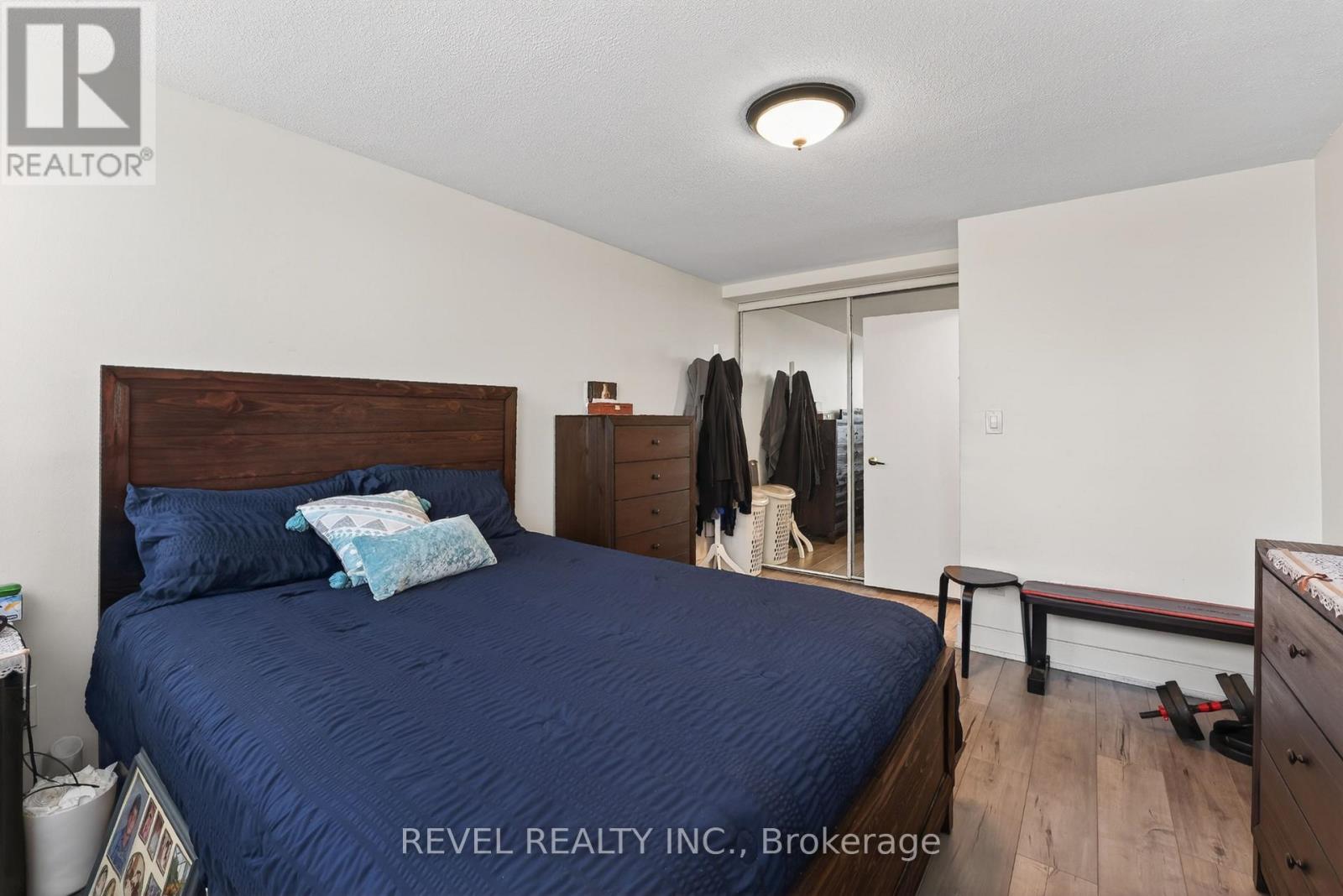 403 - 11 Wincott Drive, Toronto, Ontario  M9R 2R9 - Photo 14 - W13147148