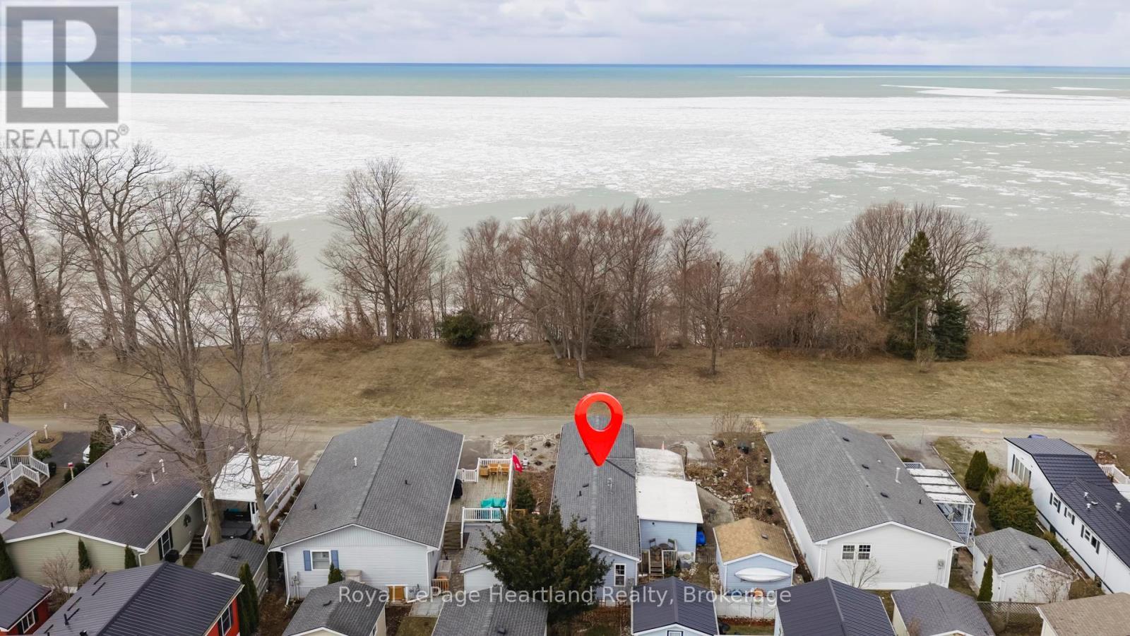 12 Iroquois Lane, Ashfield-Colborne-Wawanosh, Ontario  N7A 3Y2 - Photo 35 - X12919614