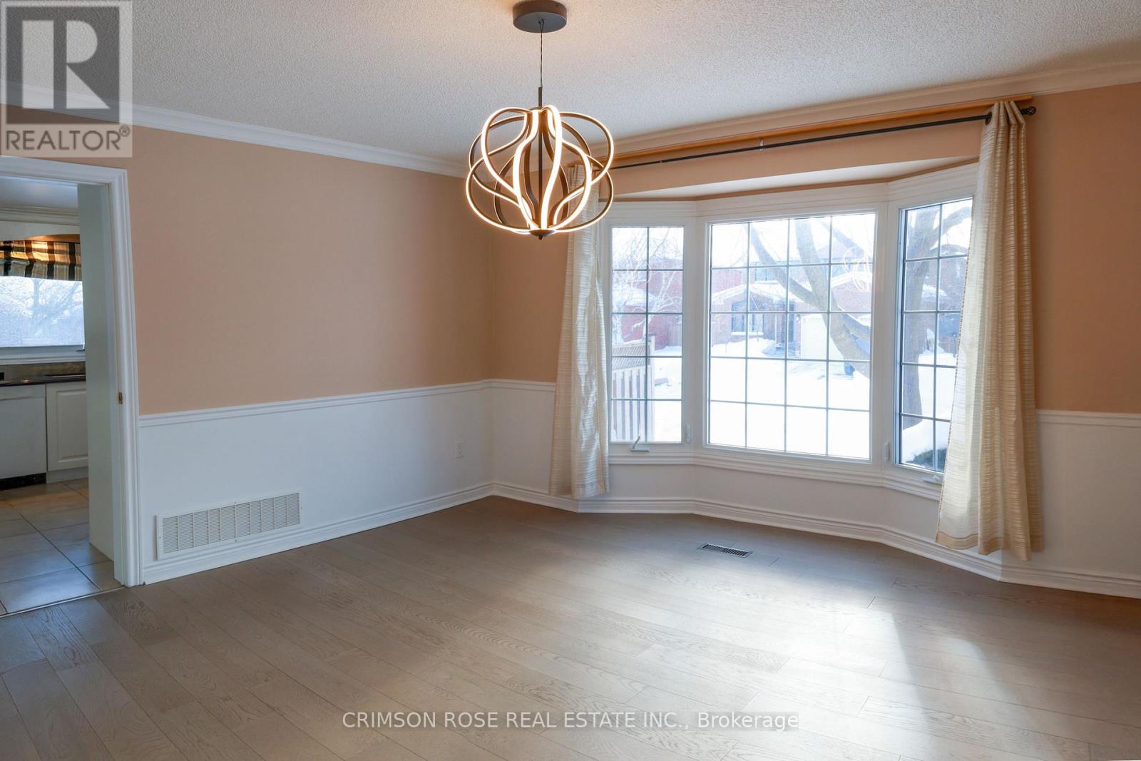 2037 Schoolmaster Circle, Oakville, Ontario  L6M 3A1 - Photo 3 - W13141872