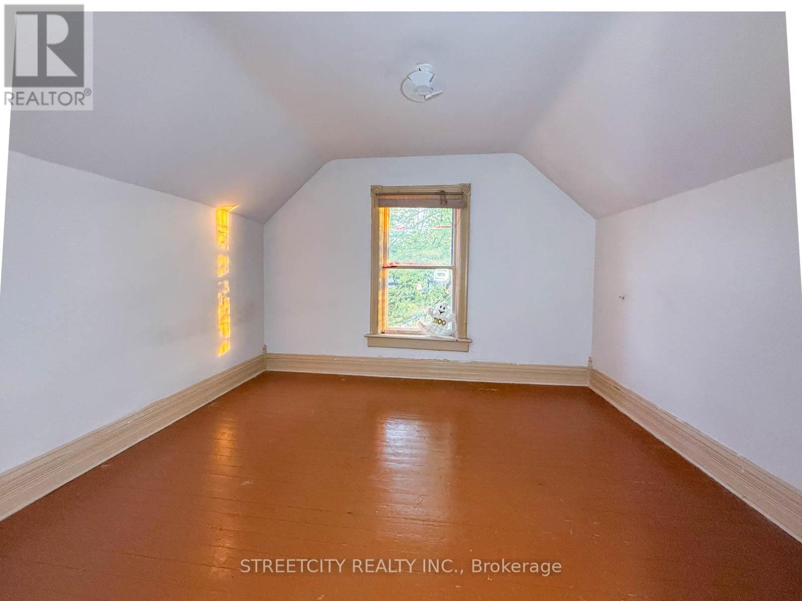 305 St Clair Street, Chatham-Kent, Ontario  N7L 7R1 - Photo 10 - X13147050