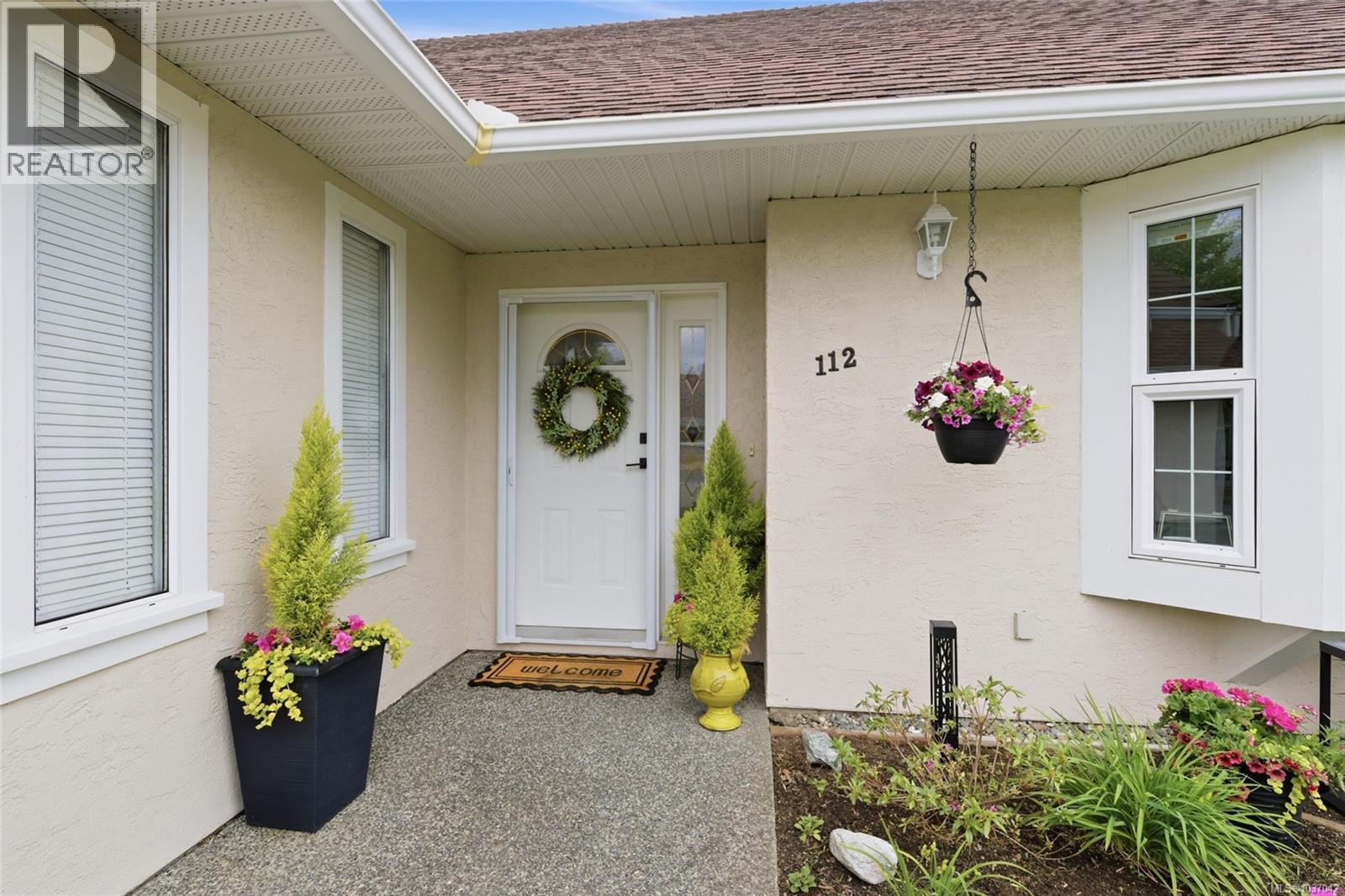 112 635 Blenkin Ave, Parksville, British Columbia  V9P 2K7 - Photo 1 - 1037042