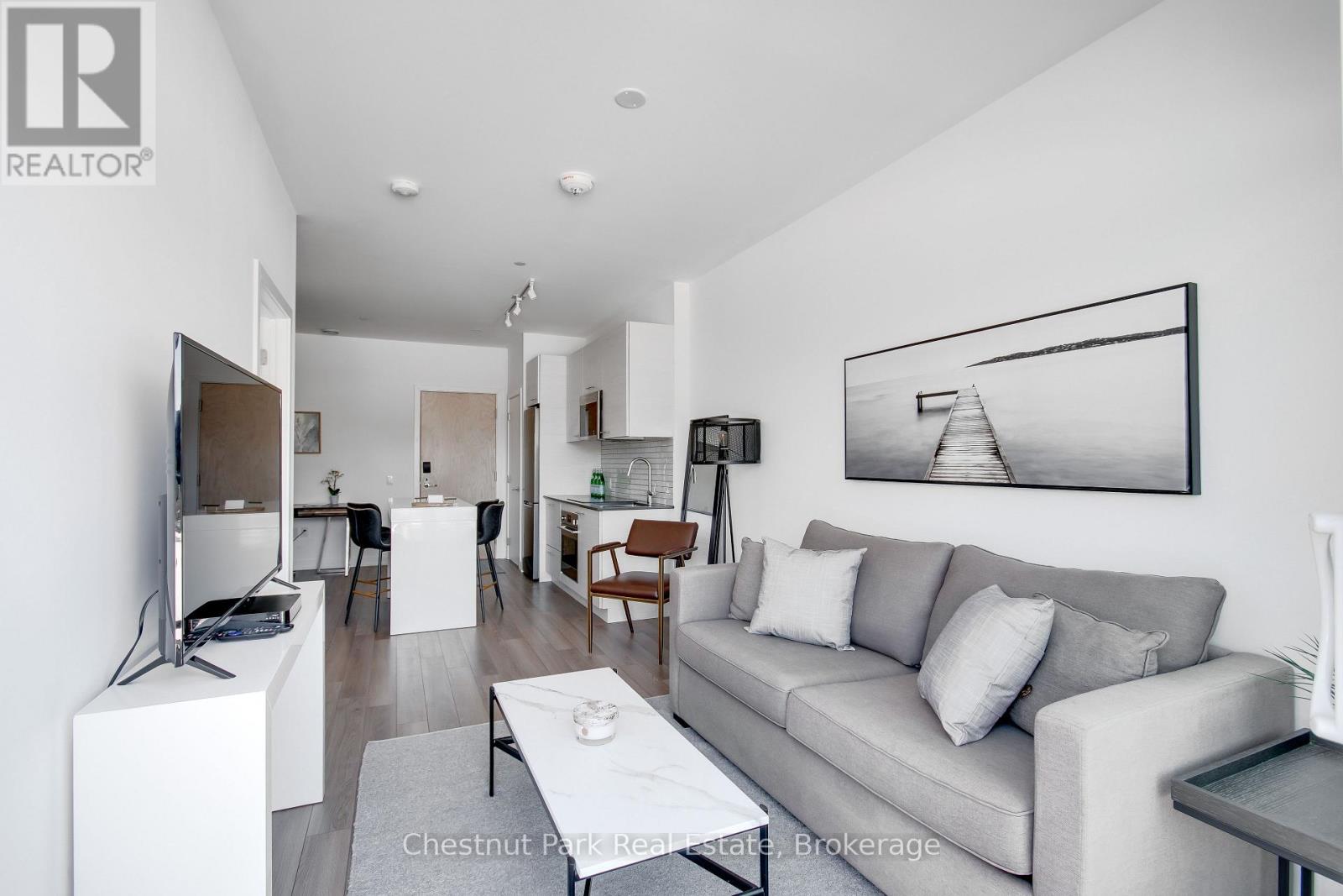404 - 120 Carrick Trail, Gravenhurst, Ontario  P1P 0A2 - Photo 4 - X12758114