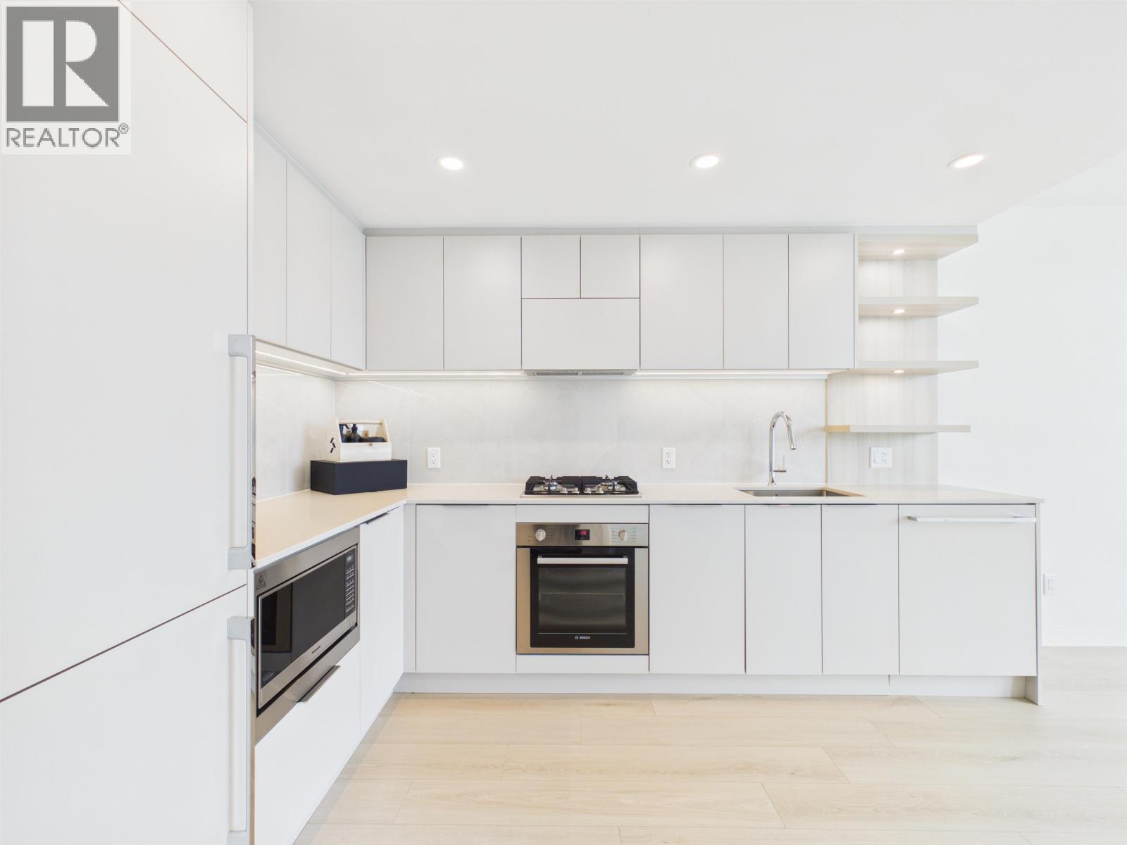 1604 311 Alderson Avenue, Coquitlam, British Columbia  V3K 0K3 - Photo 3 - R3125465