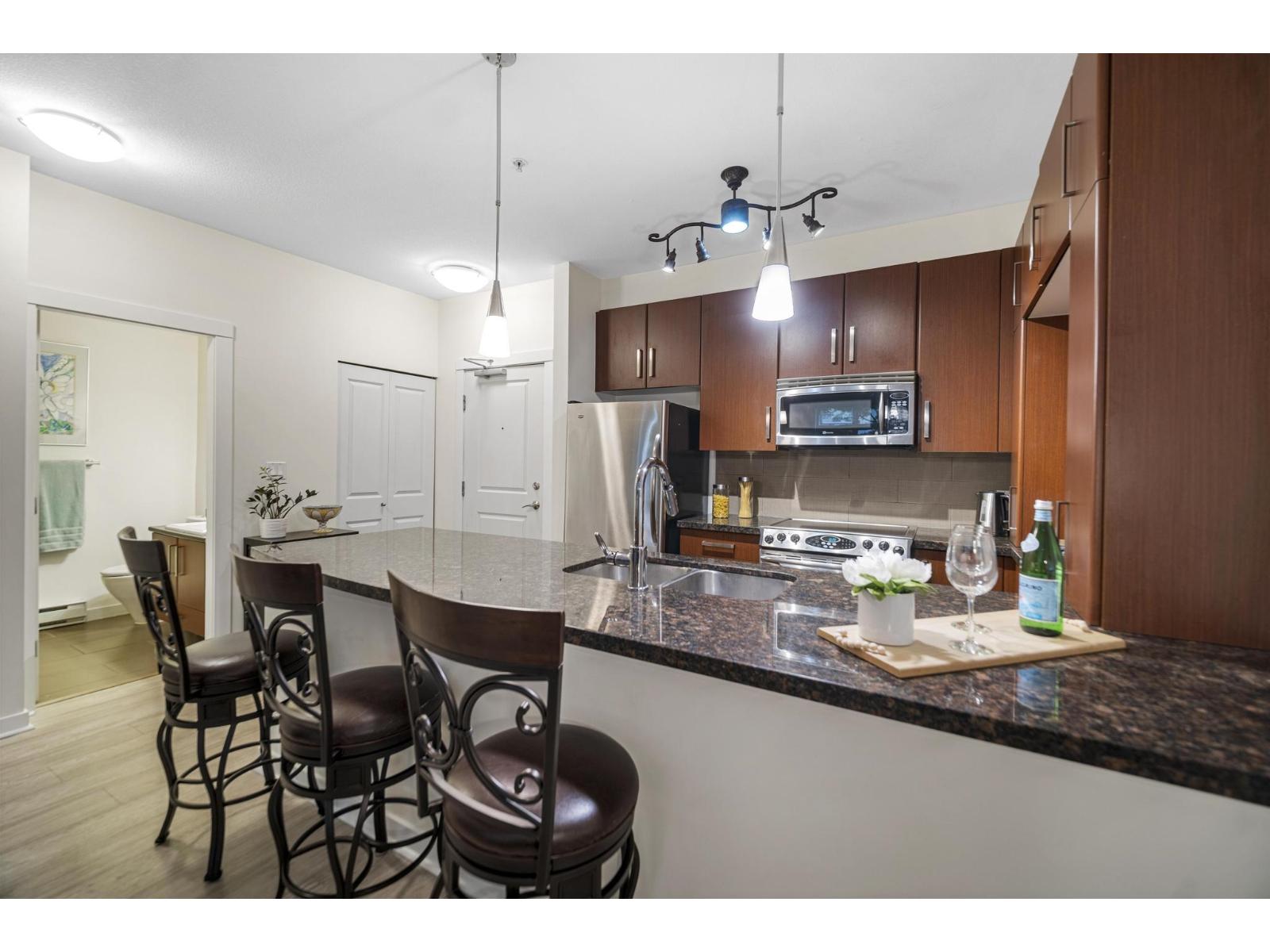 103 15168 19 Avenue, Surrey, British Columbia  V4A 0A5 - Photo 5 - R3123896