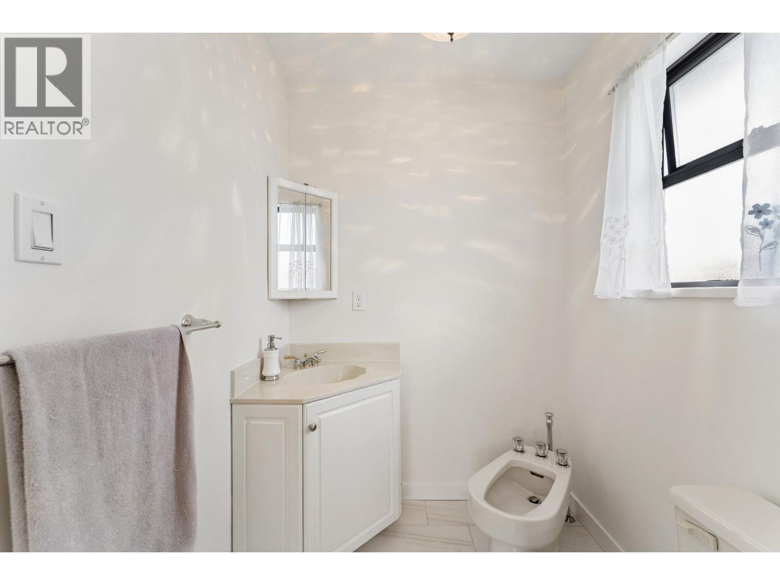 2581 E 3rd Avenue, Vancouver, British Columbia  V5M 1H1 - Photo 24 - R3125472