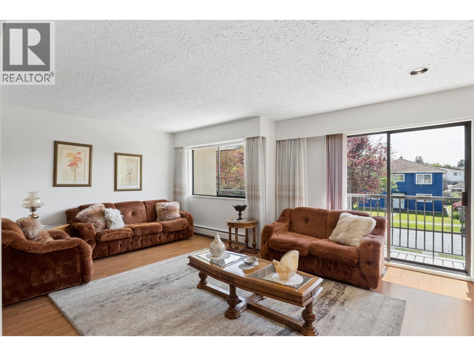 2581 E 3rd Avenue, Vancouver, British Columbia  V5M 1H1 - Photo 5 - R3125472