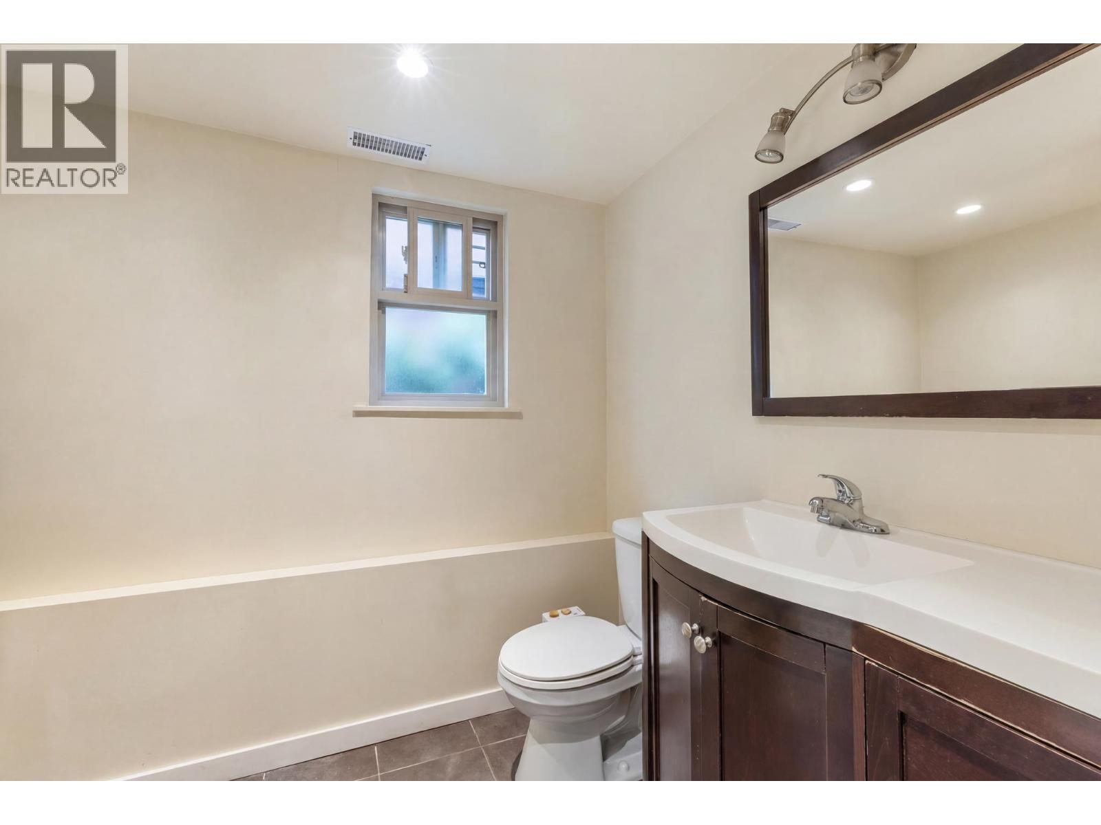 2246 Parker Street, Vancouver, British Columbia  V5L 2L9 - Photo 31 - R3125264