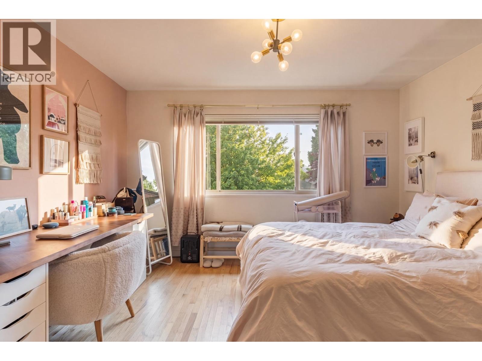 2246 Parker Street, Vancouver, British Columbia  V5L 2L9 - Photo 11 - R3125264