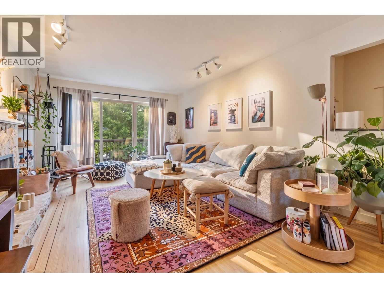 2246 Parker Street, Vancouver, British Columbia  V5L 2L9 - Photo 3 - R3125264