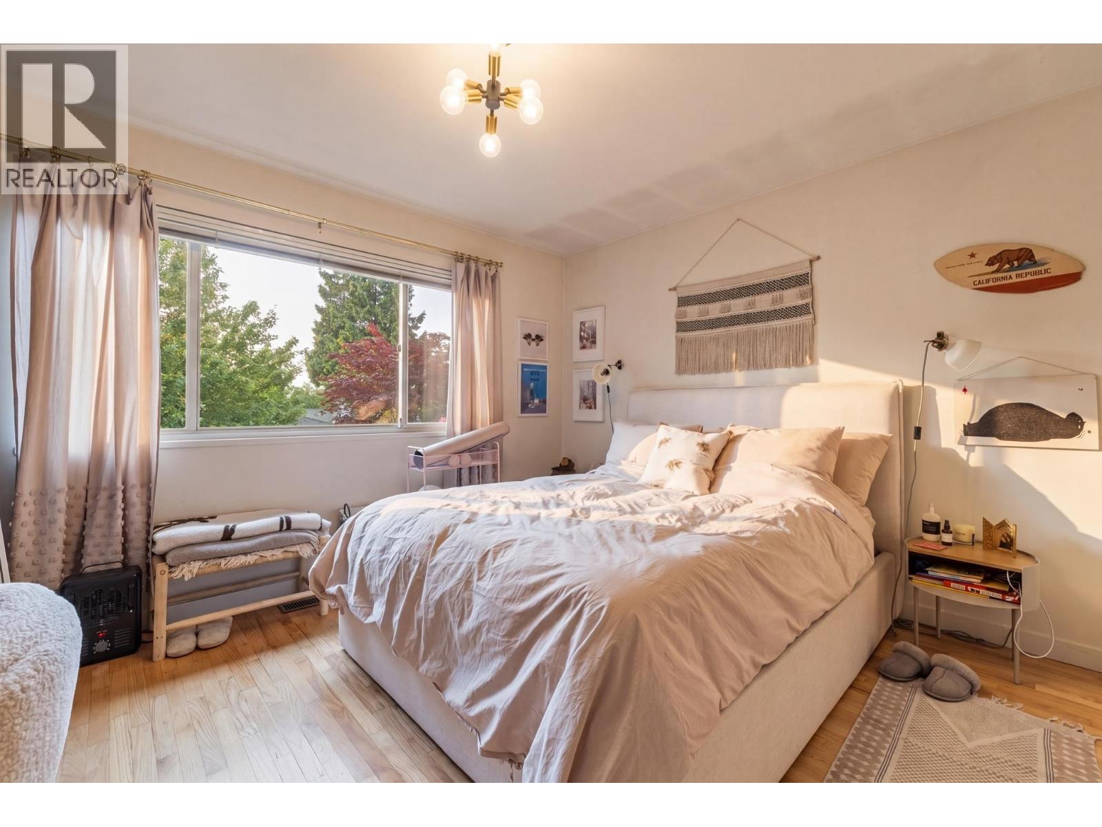2246 Parker Street, Vancouver, British Columbia  V5L 2L9 - Photo 12 - R3125264