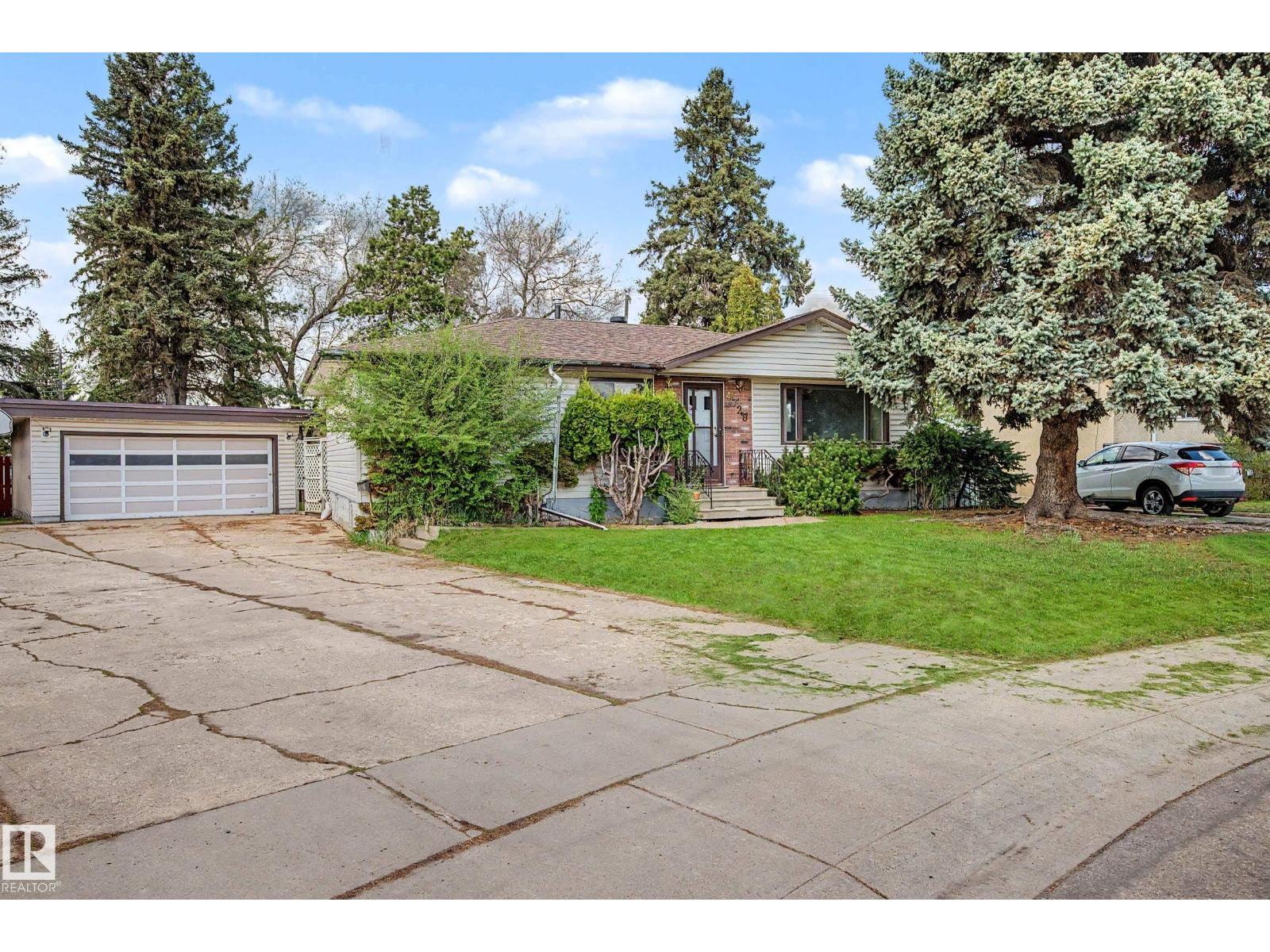 4728 102a Av Nw, Edmonton, Alberta  T6A 0R1 - Photo 4 - E4488673