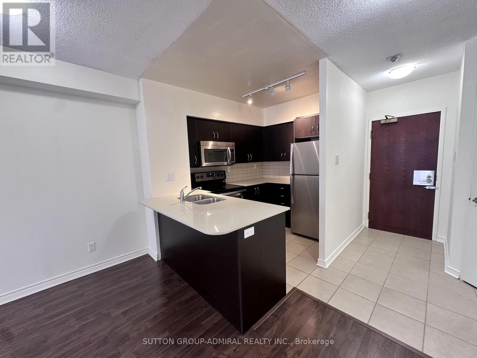 1708 - 736 Bay Street, Toronto, Ontario M5G 1N6 - Photo 3 - C13147174