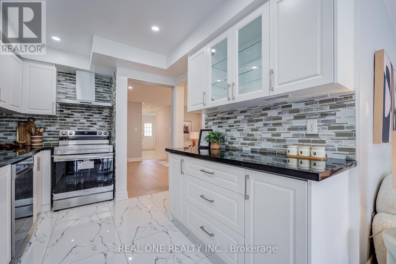 111 Viscount Drive, Markham (Berczy), Ontario  L6C 2P3 - Photo 17 - N13147184