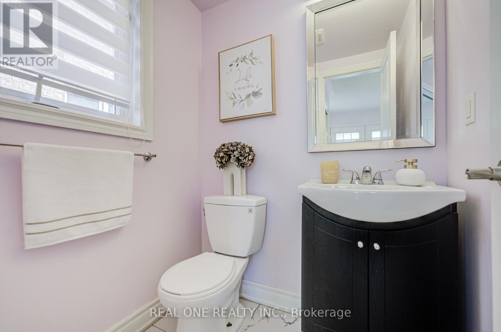 111 Viscount Drive, Markham (Berczy), Ontario  L6C 2P3 - Photo 5 - N13147184