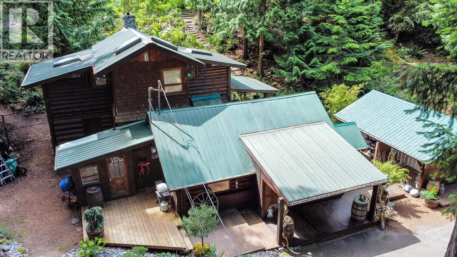 604 Waugh Road, Mayne Island, British Columbia  V0N 2J1 - Photo 40 - R3125432