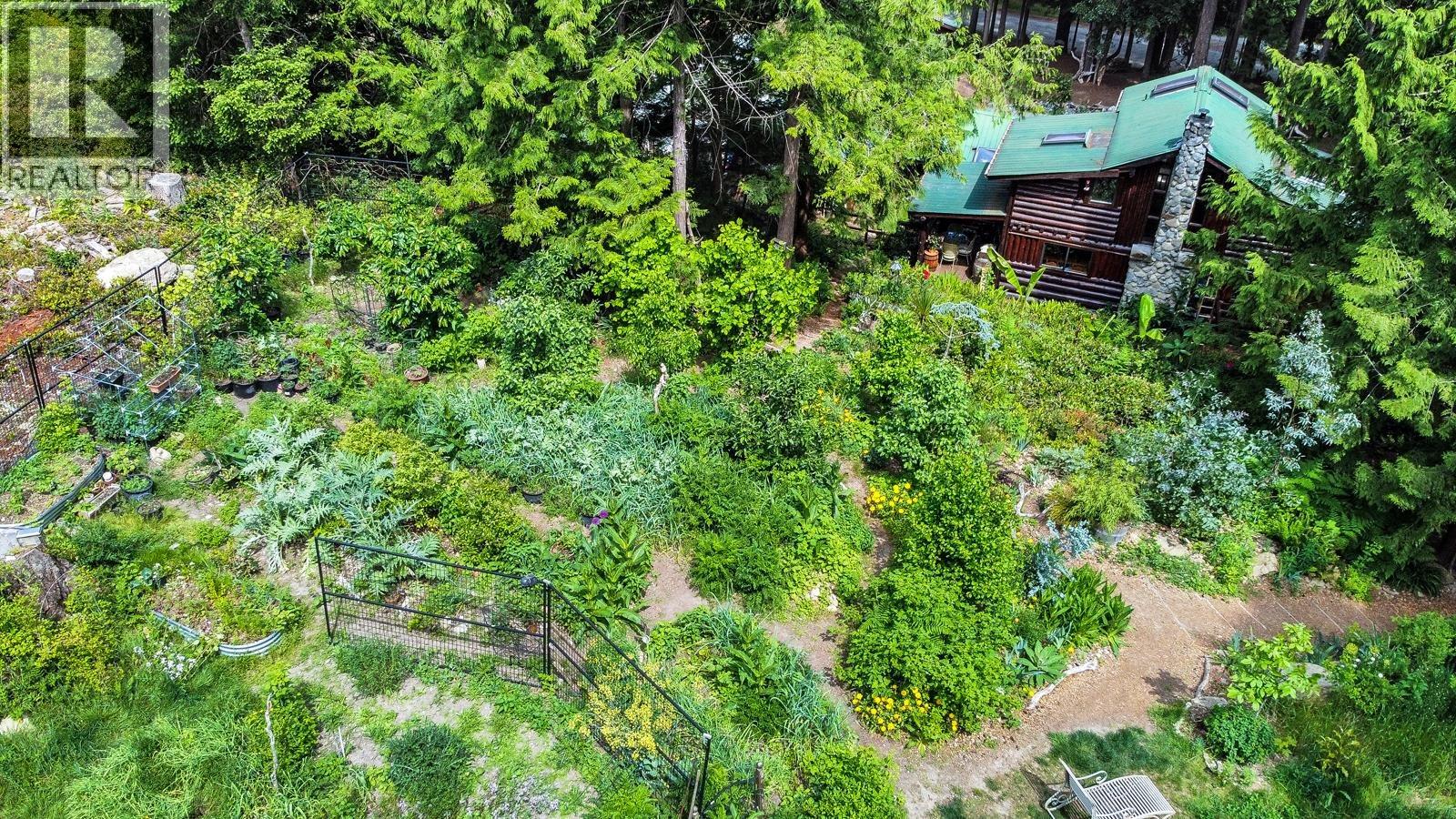 604 Waugh Road, Mayne Island, British Columbia  V0N 2J1 - Photo 34 - R3125432