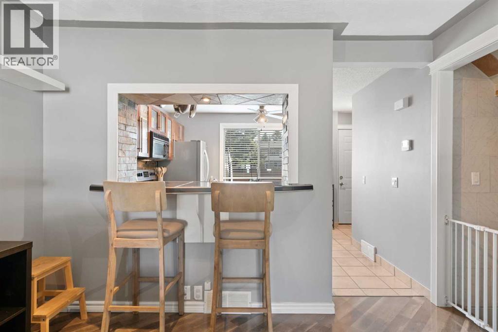 530 Woodbine Boulevard SW, Calgary, Alberta  T2W 5B3 - Photo 16 - A2312450