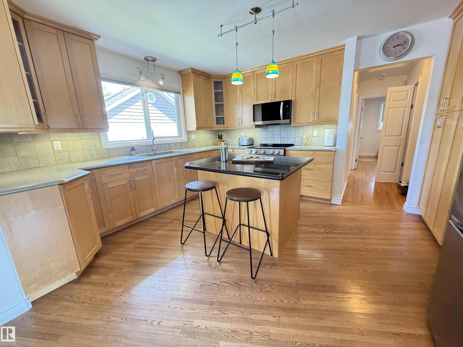 10807 52 St Nw, Edmonton, Alberta  T6A 2H4 - Photo 11 - E4488676