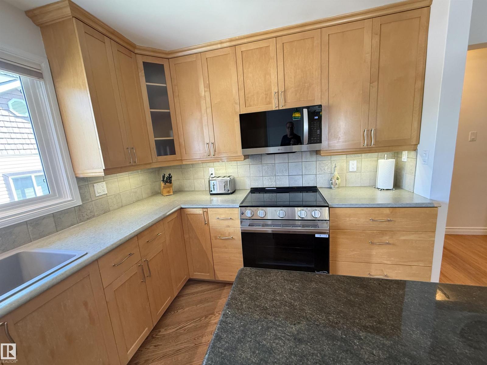 10807 52 St Nw, Edmonton, Alberta  T6A 2H4 - Photo 15 - E4488676