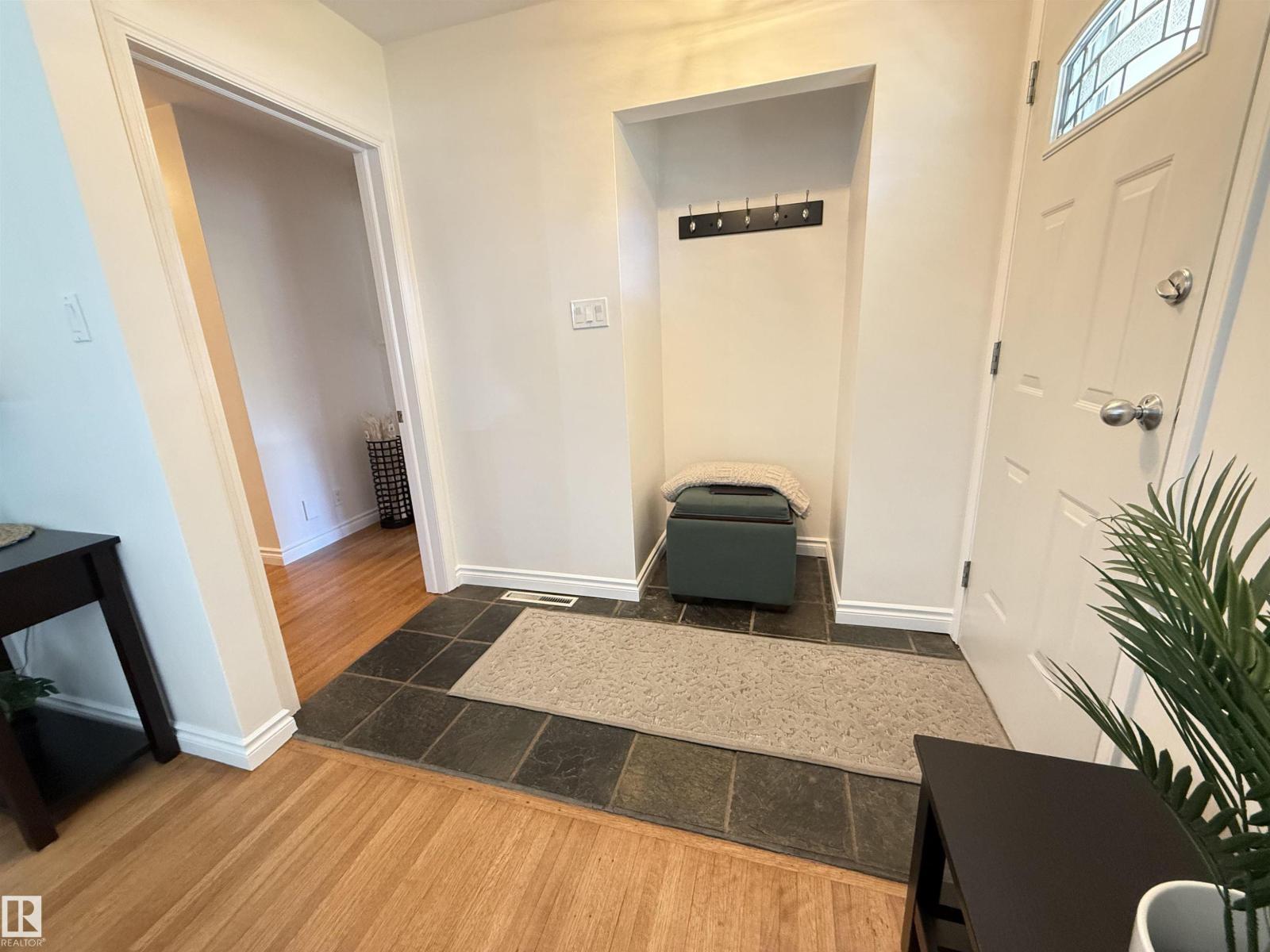 10807 52 St Nw, Edmonton, Alberta  T6A 2H4 - Photo 6 - E4488676