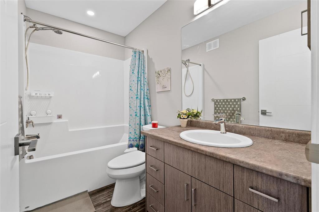 367 Cartesian Gate, Winnipeg, Manitoba  R2P 1W9 - Photo 15 - 202611063