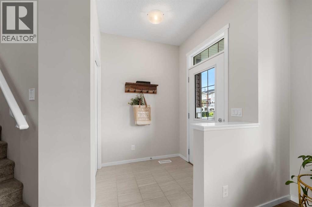 114 Auburn Meadows Avenue SE, Calgary, Alberta  T3M 2E6 - Photo 2 - A2310123
