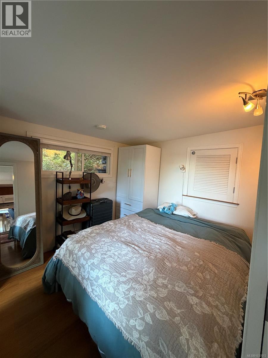 Cabin 3 1136 North End Rd, Salt Spring, British Columbia V8K 1M1 - Photo 14 - 1037013