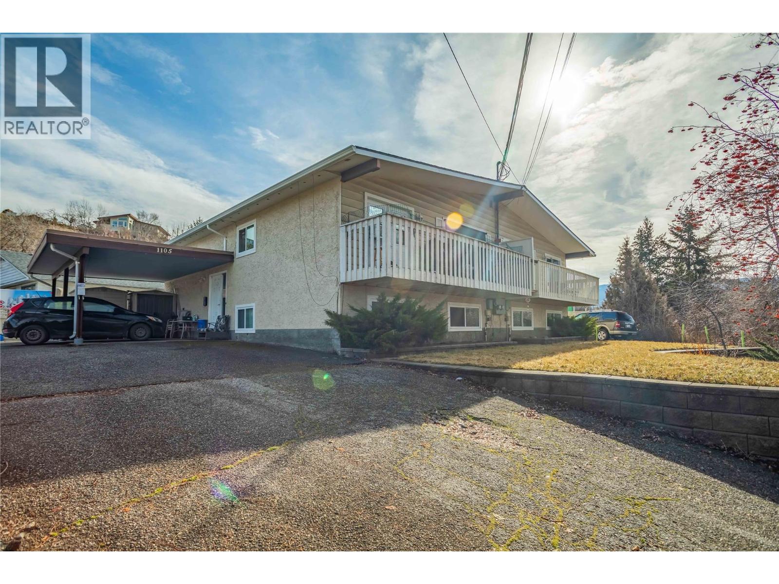 1105 Cactus Road, Kelowna, British Columbia