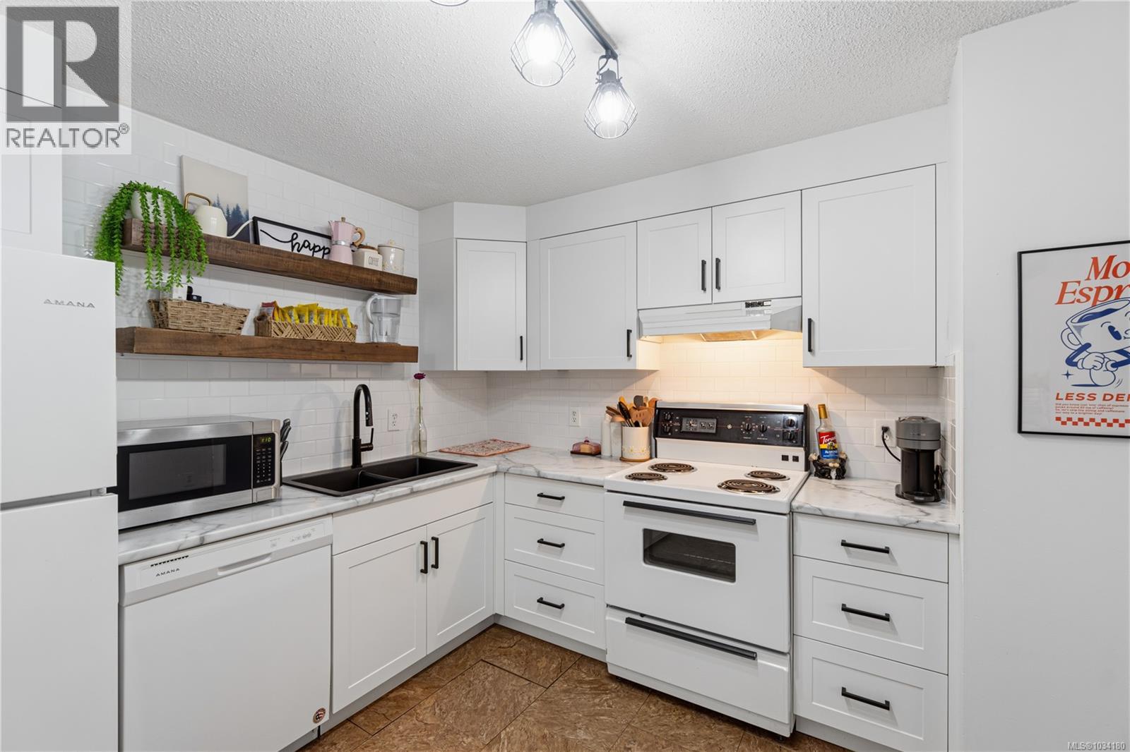 222 6711 Dover Rd, Nanaimo, British Columbia  V9V 1L9 - Photo 3 - 1034180