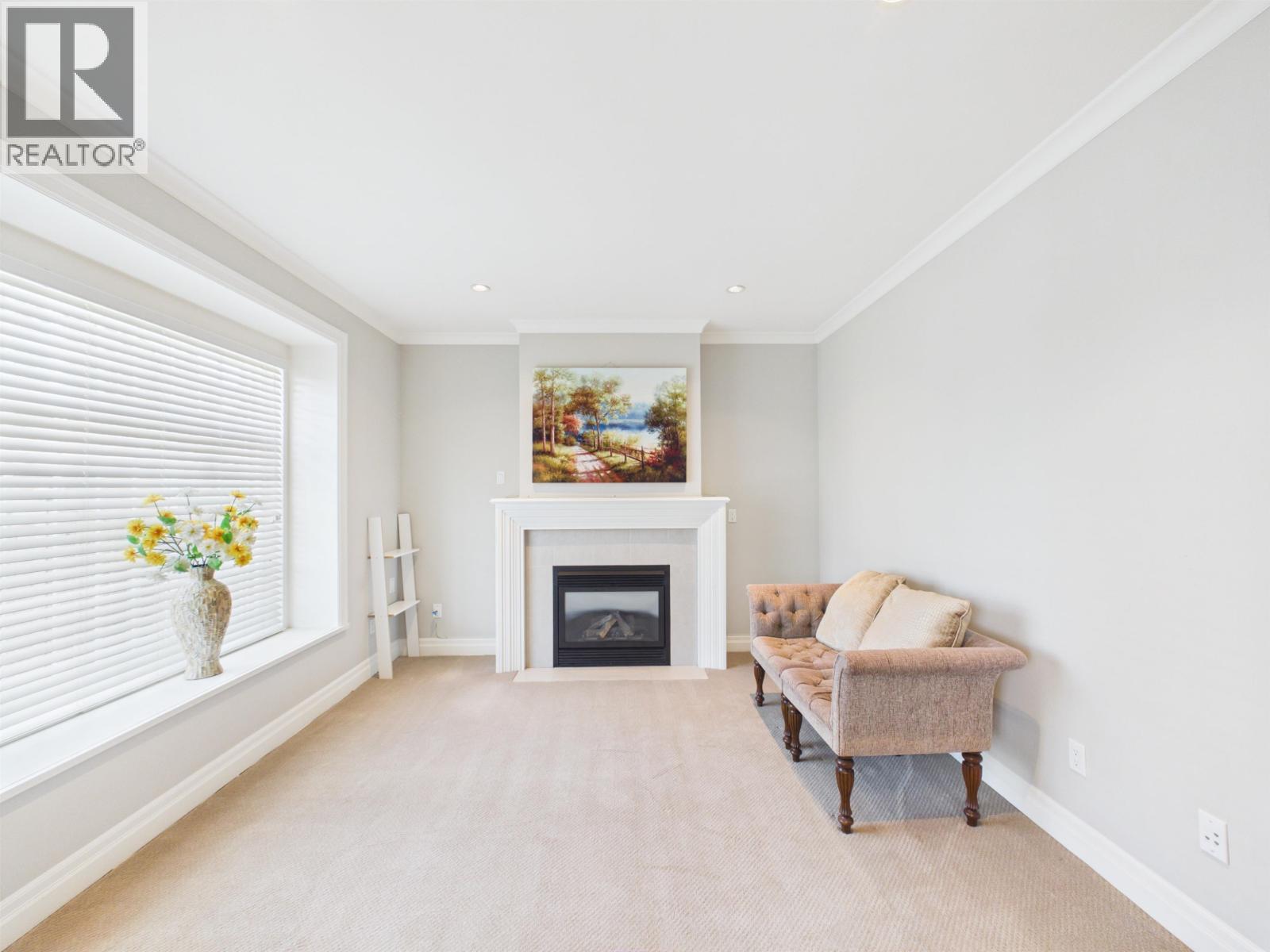 5312 Elsom Avenue, Burnaby, British Columbia  V5H 2Z5 - Photo 9 - R3125448