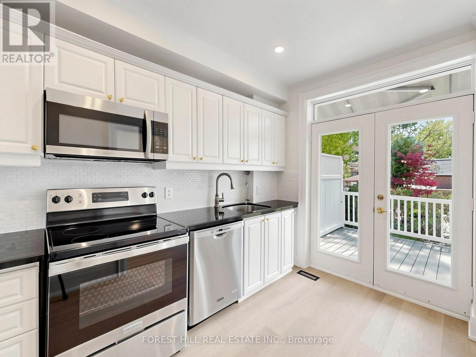 277 Snowdon Avenue, Toronto, Ontario  M4N 2B4 - Photo 9 - C13142908