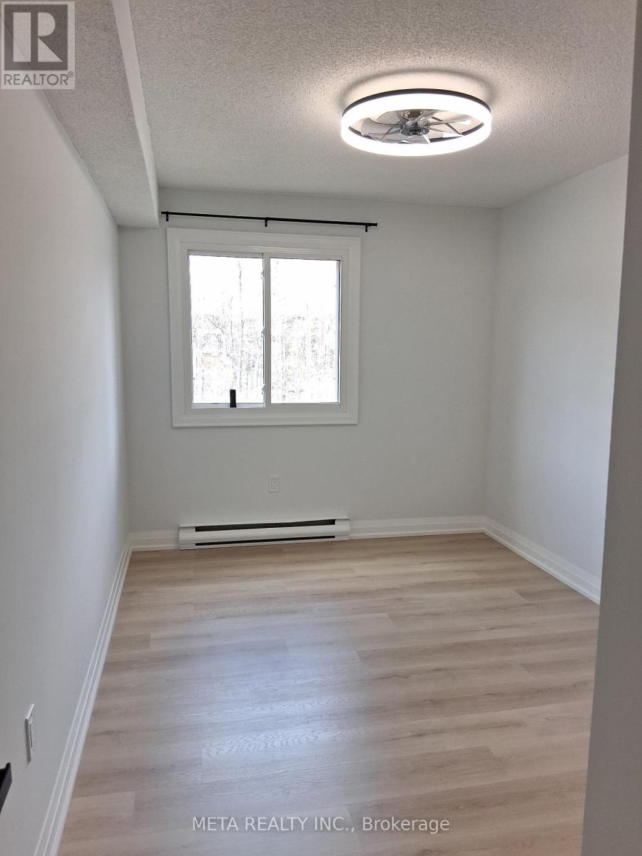 211 - 1 Quail Crescent, Barrie (Ardagh), Ontario  L4N 6W9 - Photo 11 - S13147220