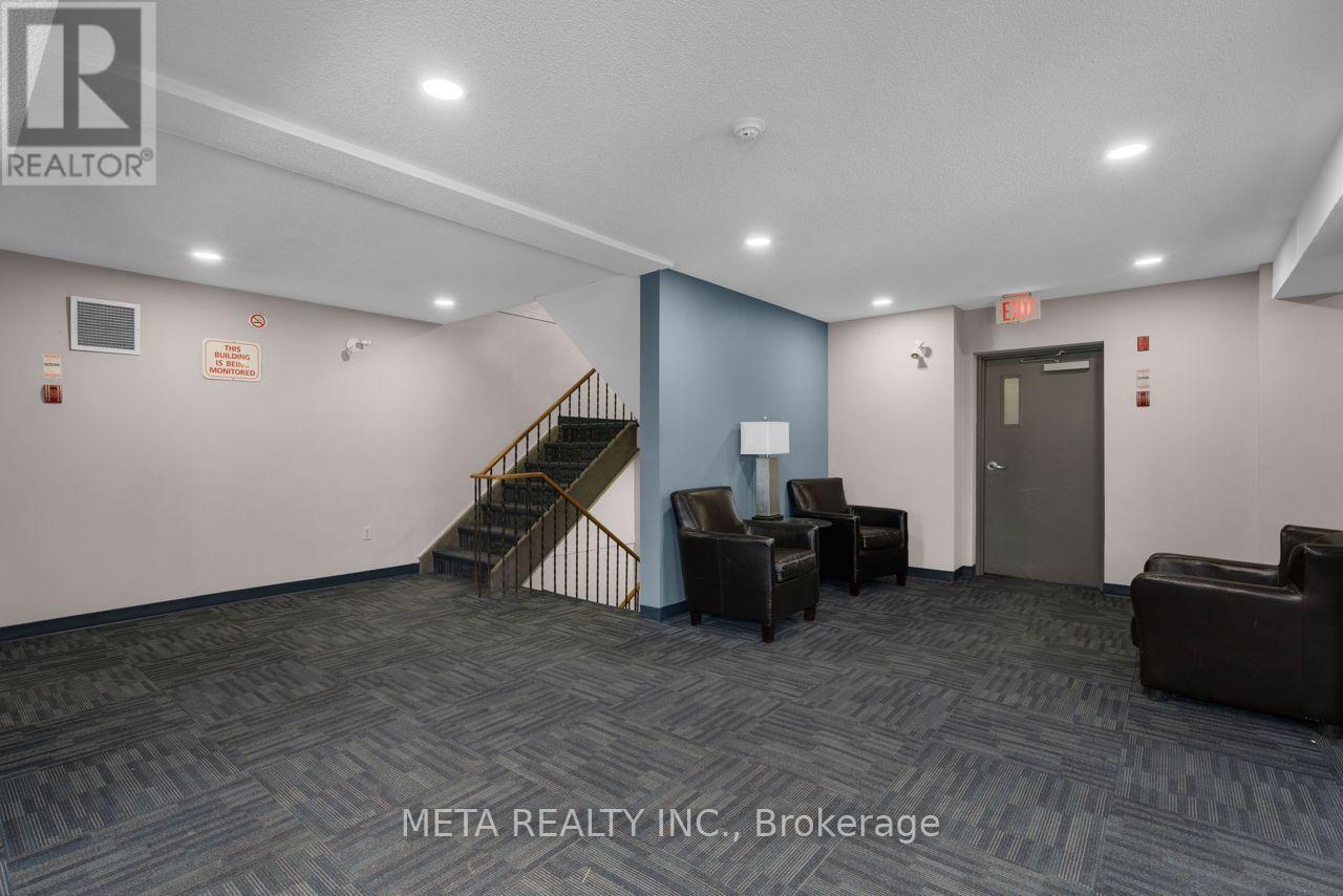 211 - 1 Quail Crescent, Barrie (Ardagh), Ontario  L4N 6W9 - Photo 3 - S13147220