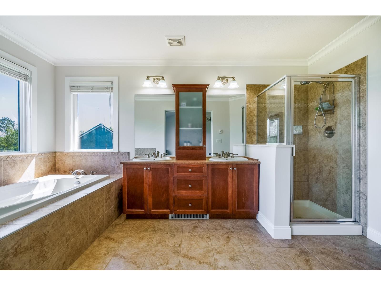 11397 154a Street, Surrey, British Columbia  V3R 2V7 - Photo 17 - R3125365
