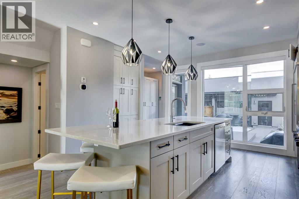 2022 44 Avenue SW, Calgary, Alberta  T2T 2N8 - Photo 9 - A2283158