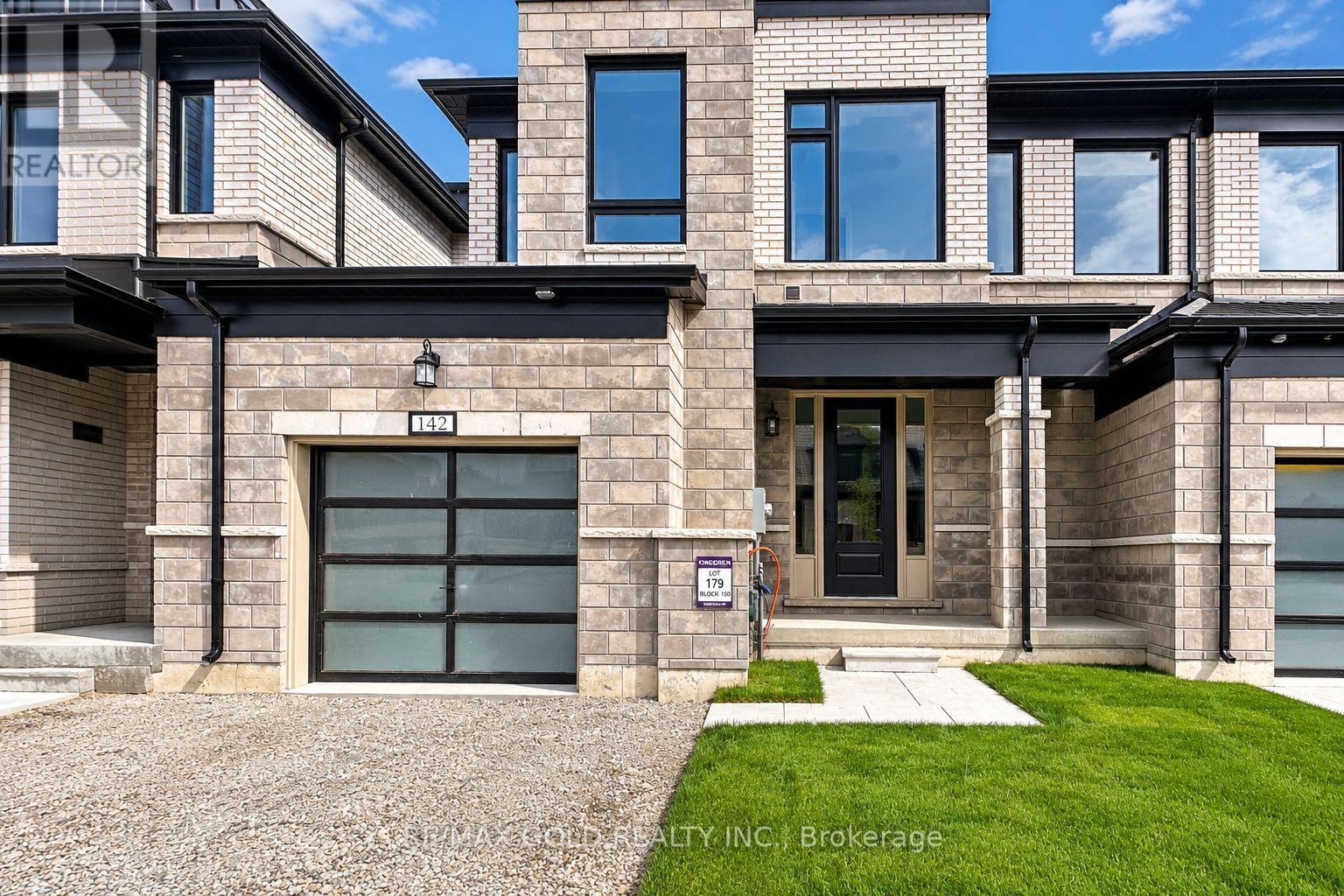 142 COLE TERRACE, Woodstock, Ontario