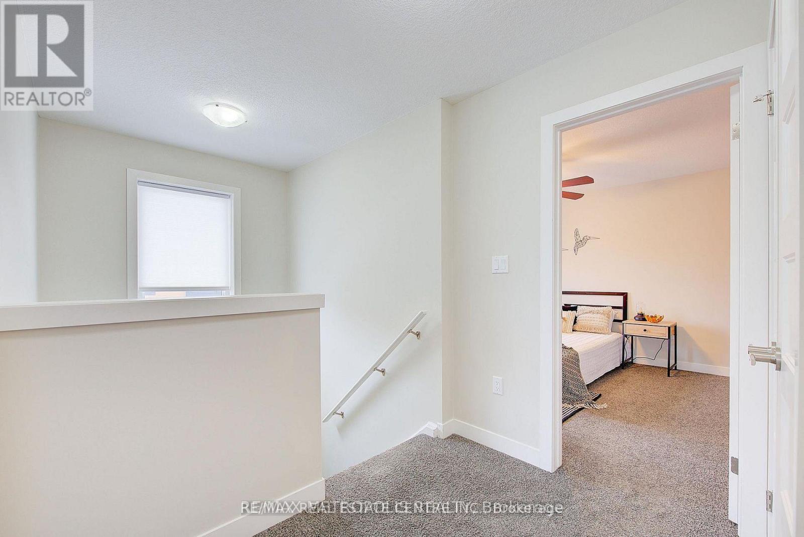 996 West Village Square, London North, Ontario N6H 0J7 - Photo 13 - X13147228