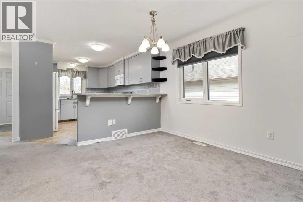 7601 41 Avenue, Camrose, Alberta  T4V 4C7 - Photo 6 - A2285531