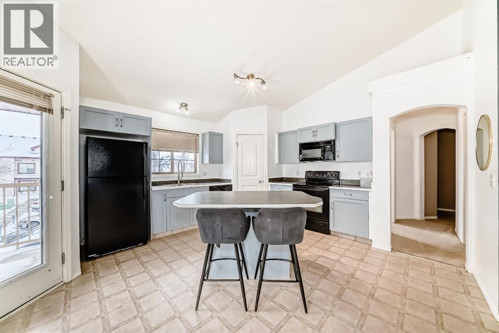205, 27 Everridge Square SW, Calgary, Alberta T2Y 5J7 - Photo 10 - A2304305