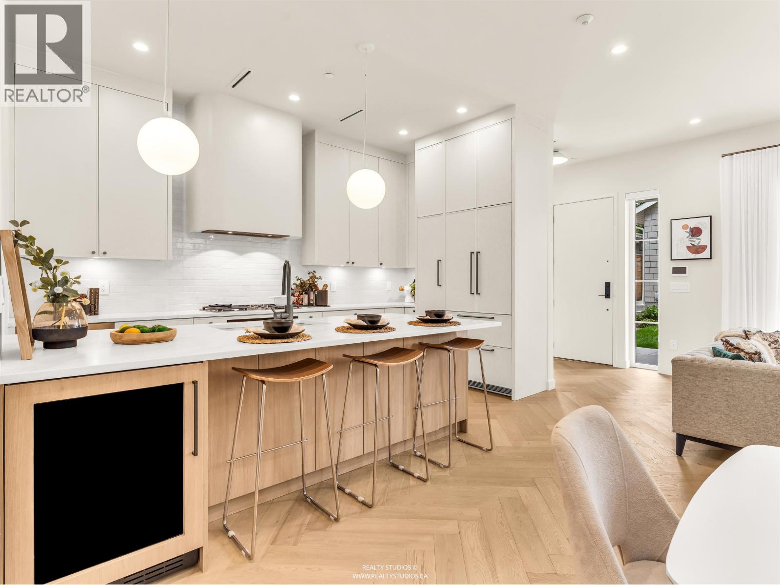 2 2043 W 45th Avenue, Vancouver, British Columbia  V6M 2H8 - Photo 12 - R3125471
