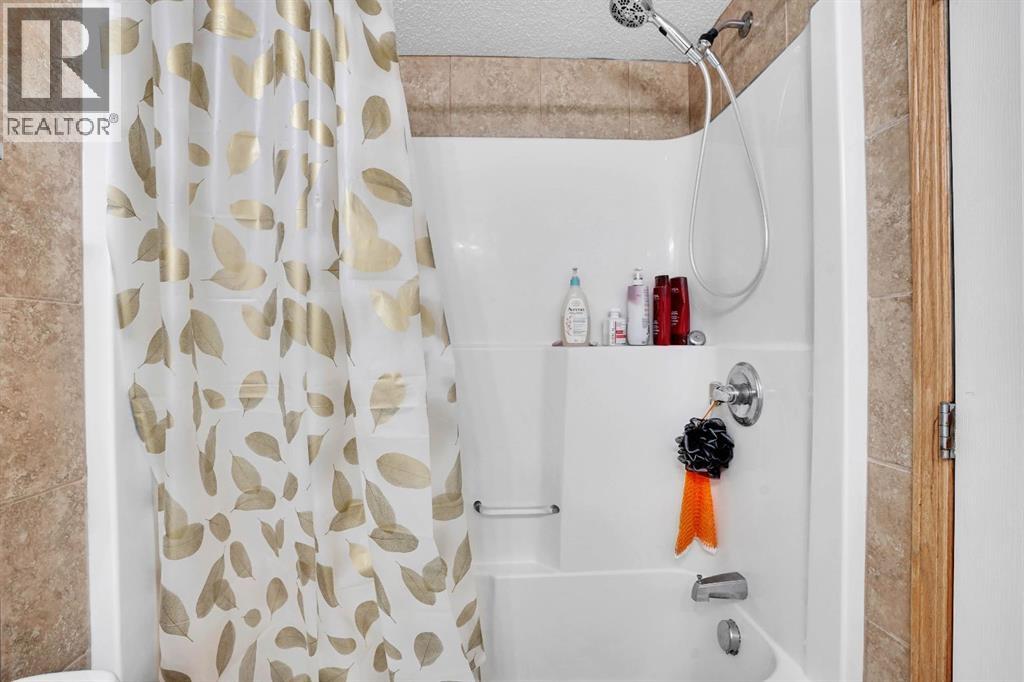 301, 92 Saddletree Court NE, Calgary, Alberta  T3J 0K9 - Photo 21 - A2286818