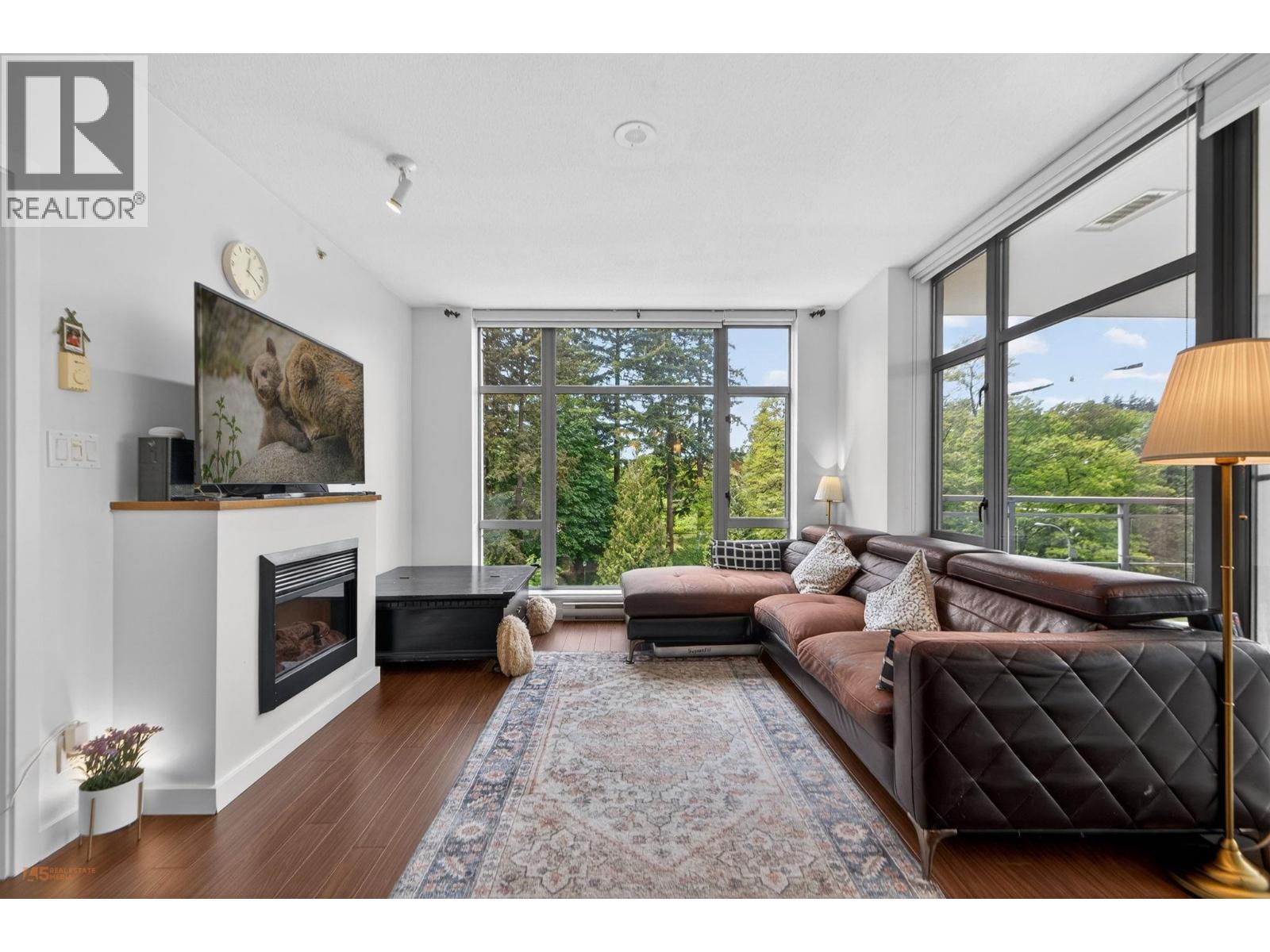 908 280 ROSS DRIVE, New Westminster, British Columbia
