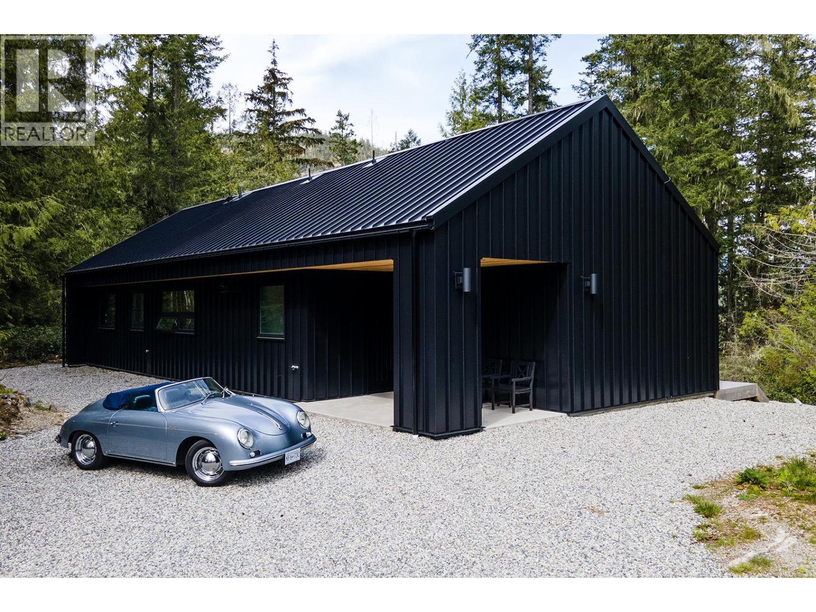 13801 Lee Road, Pender Harbour, British Columbia  V0N 1S1 - Photo 2 - R3125475