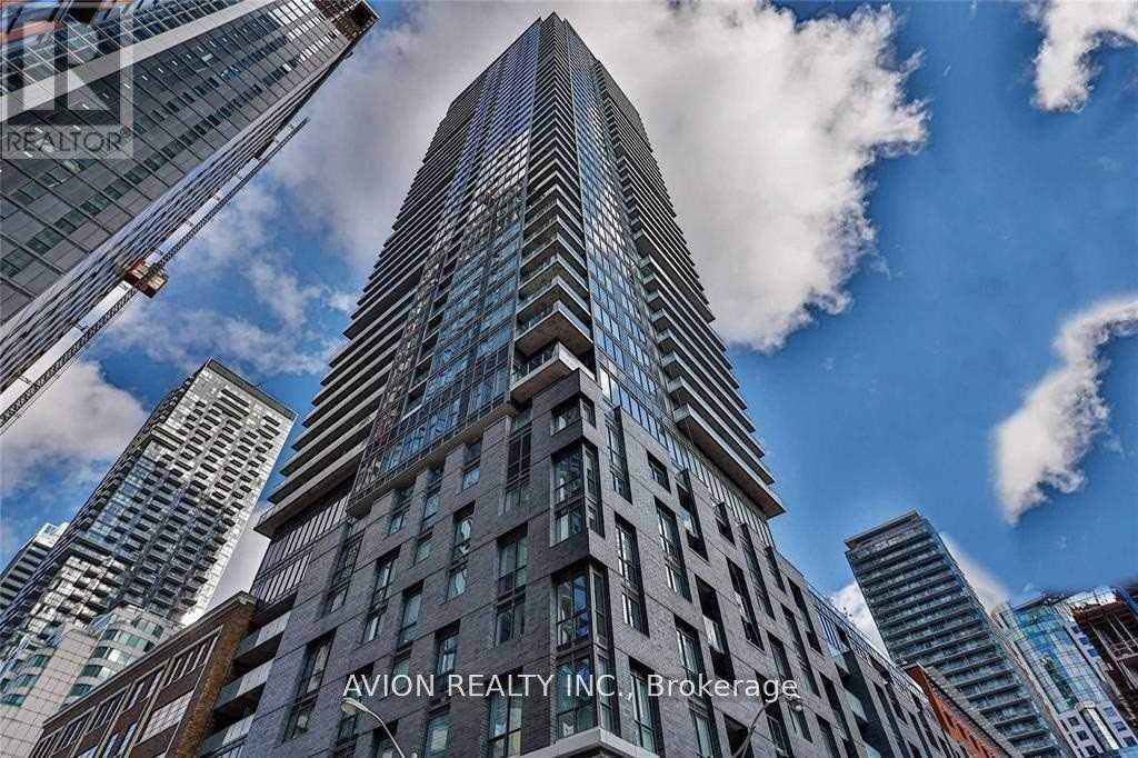 906 - 115 BLUE JAYS WAY, Toronto, Ontario